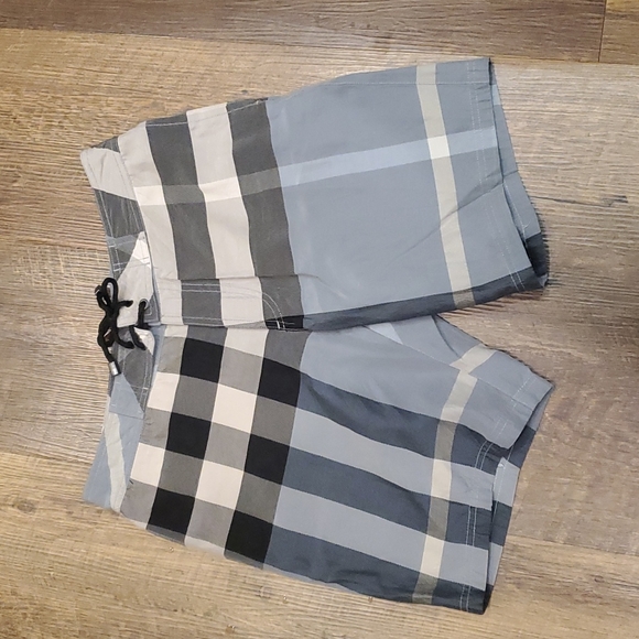 Burberry Swim Burberry Brit Mens Swim Shorts Sz Small Poshmark